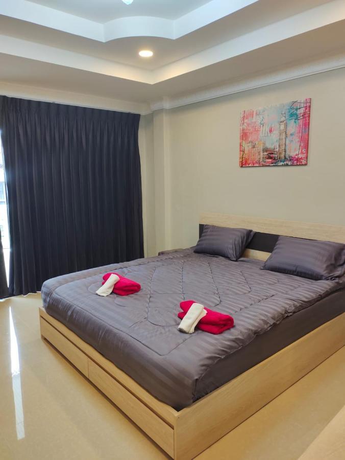 Highwood Mansion Bed & Breakfast Pattaya Luaran gambar